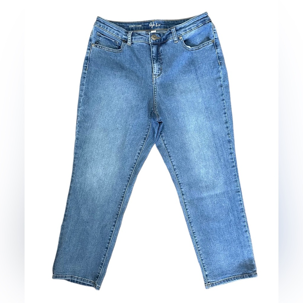 Style & Co Curvy Capri Jeans Size 8 Blue Mid Rise Stretch Denim Womens